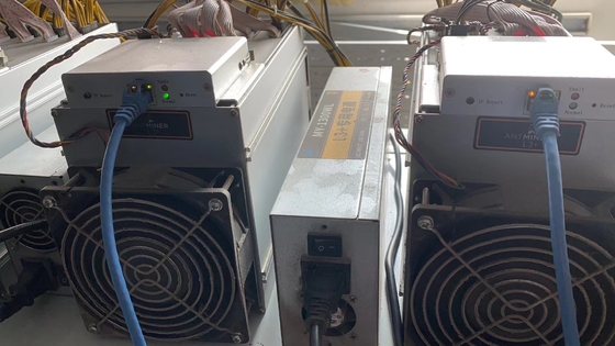 استفاده شده Lite معدنچی سکه 942W Bitmain Antminer L3++ 550M 6.5Kg